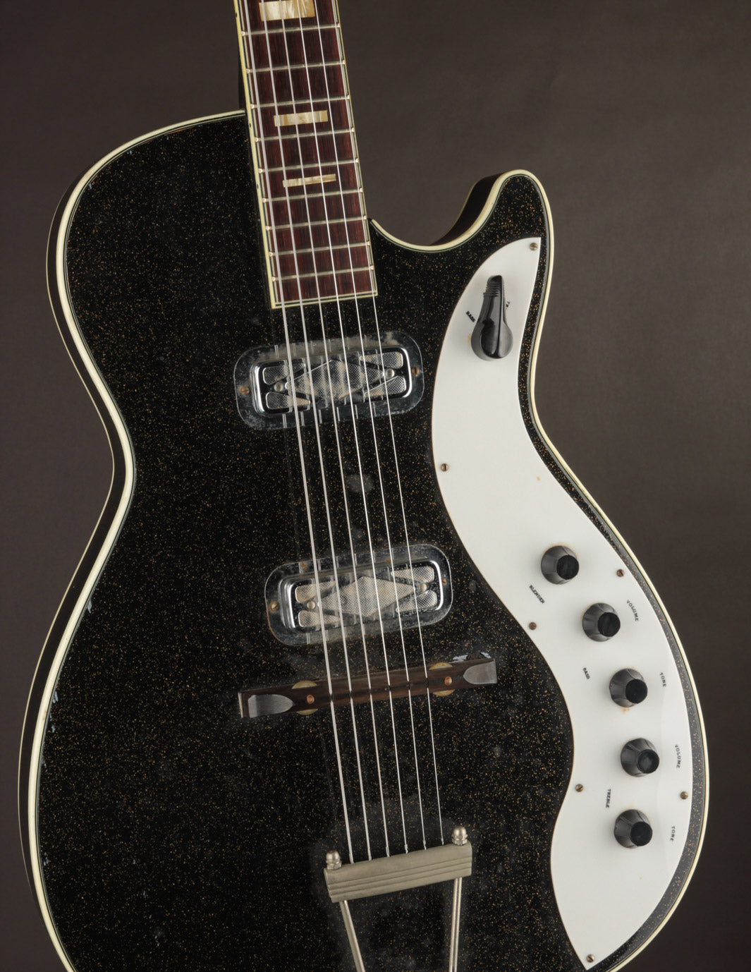 ES25065-4.jpg?v=1744656257