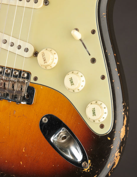 1960 Fender Stratocaster Sunburst: Vintage Guitar at The Music