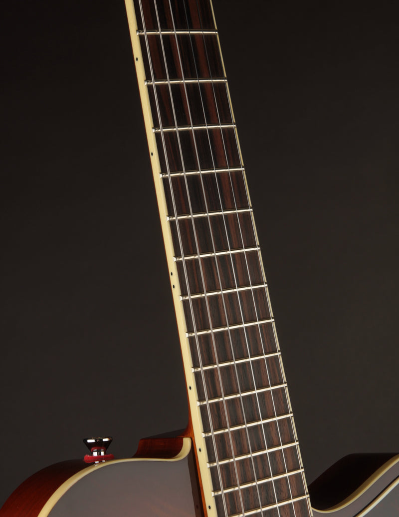 Yanuziello Viceroy Quilt/Sunburst (USED)