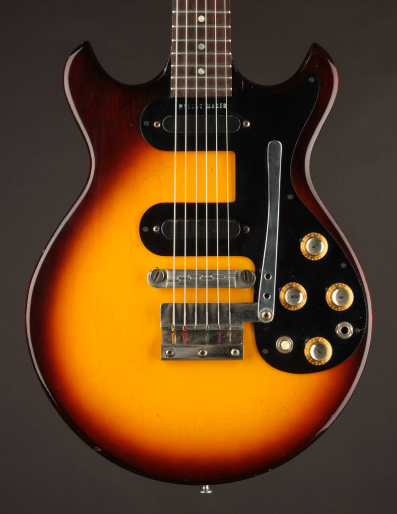 高い品質 | Sunburst D, Maker Melody Gibson 1964 The Emporium Music ギター