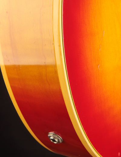 Gibson Trini Lopez Deluxe, Cherry Sunburst (1965)