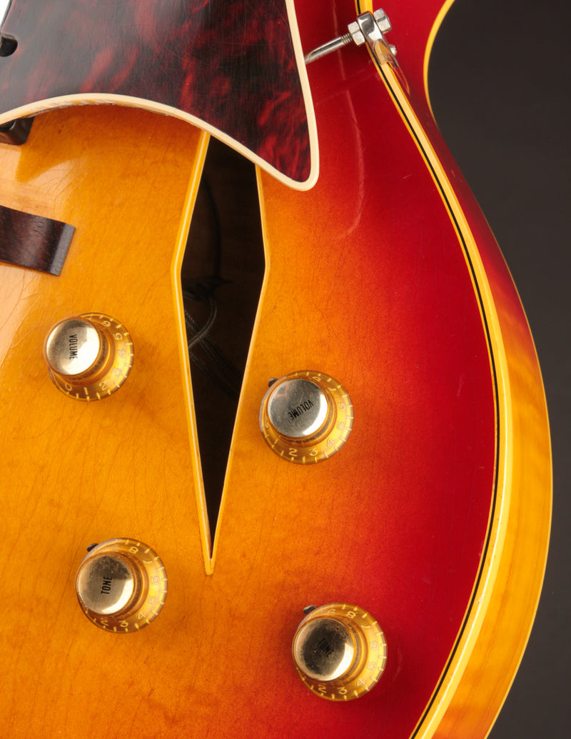 Gibson Trini Lopez Deluxe, Cherry Sunburst (1965)