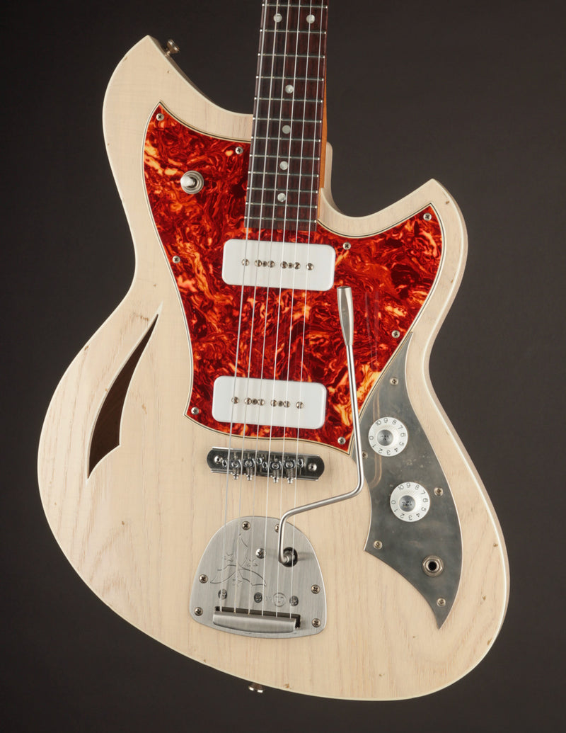 Novo Mirus J Mary Kaye White (USED, 2024)