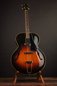 Gibson TG-50 Tenor w/ DeArmond (1951)