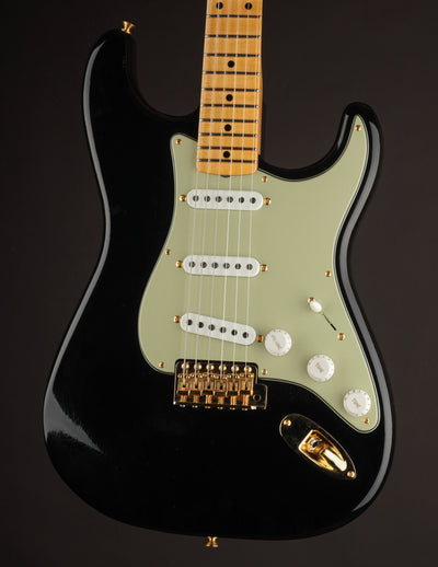Fender Custom Shop LTD 70th Anniversary Stratocaster Black/DLX Closet Classic (USED, 2024)