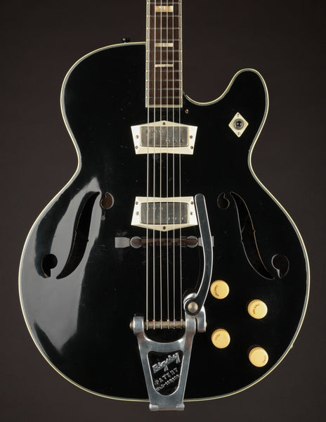 1960s Silvertone 1446 'Chris Isaak' Guitar | The Music Emporium