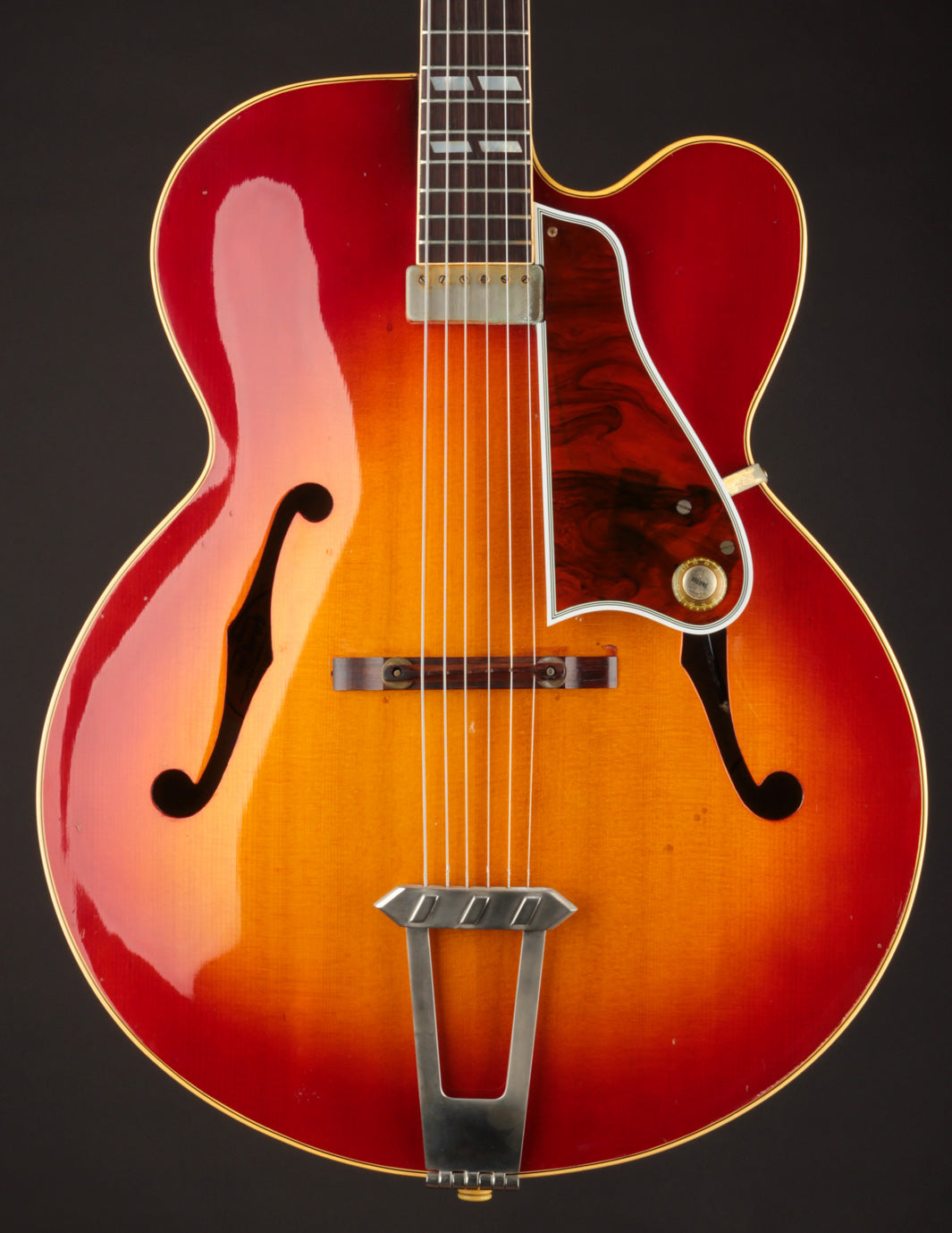 Gibson L7C, Cherry Sunburst (1957)