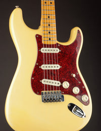 Fender Stratocaster, Olympic White (1974)