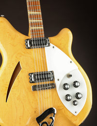 Rickenbacker 360/12 Mapleglo (1966)