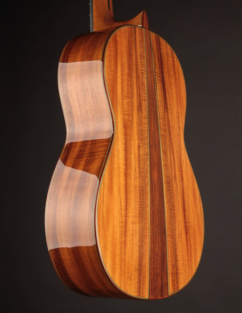 Esteve 12 Cedar & Granadillo