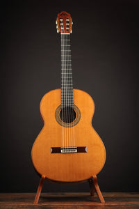 Esteve 12 Cedar & Granadillo