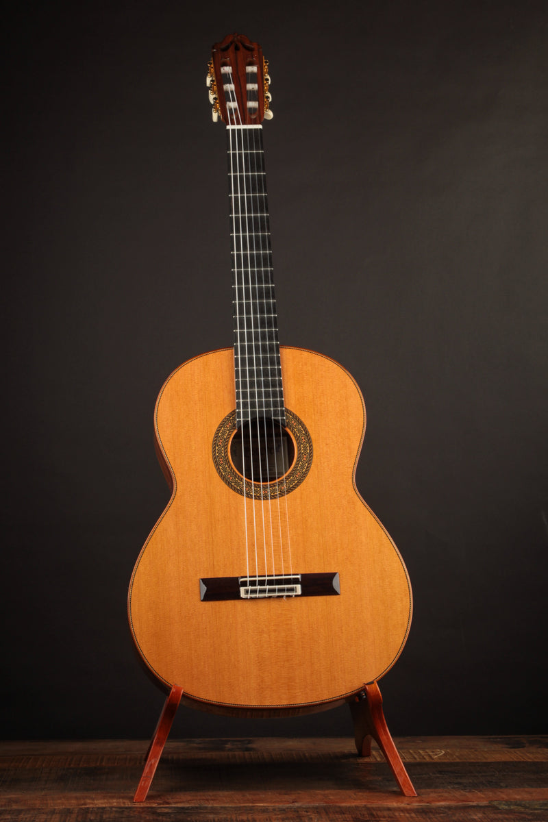 Esteve 12 Cedar & Granadillo