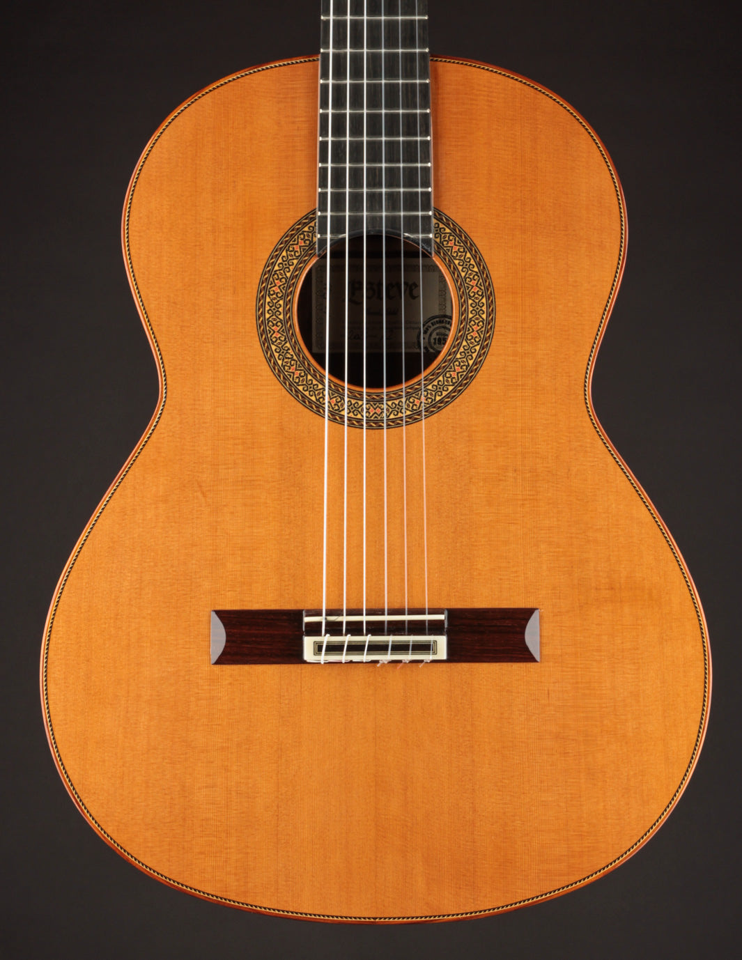 Esteve 12 Cedar & Granadillo