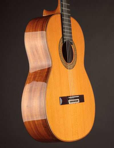 Esteve 12 Cedar & Granadillo