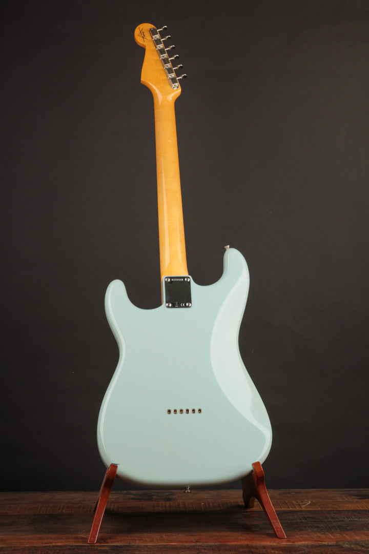 BUSKER'S　Stratocaster　Model BUSKERS STRATOCASTER Electric Guitar | Reverb