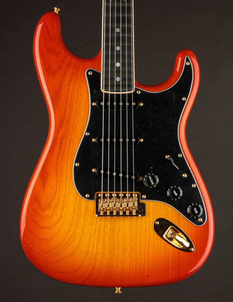 Fender American Custom MN Strat Ebony Fretboard Sienna Sunburst/NOS