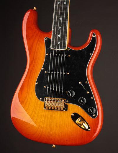 Fender American Custom MN Strat Ebony Fretboard Sienna Sunburst/NOS