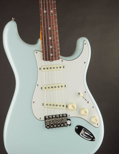 Fender American Vintage II 1965 Stratocaster, Round-Lam Rosewood Fingerboard, Sonic Blue
