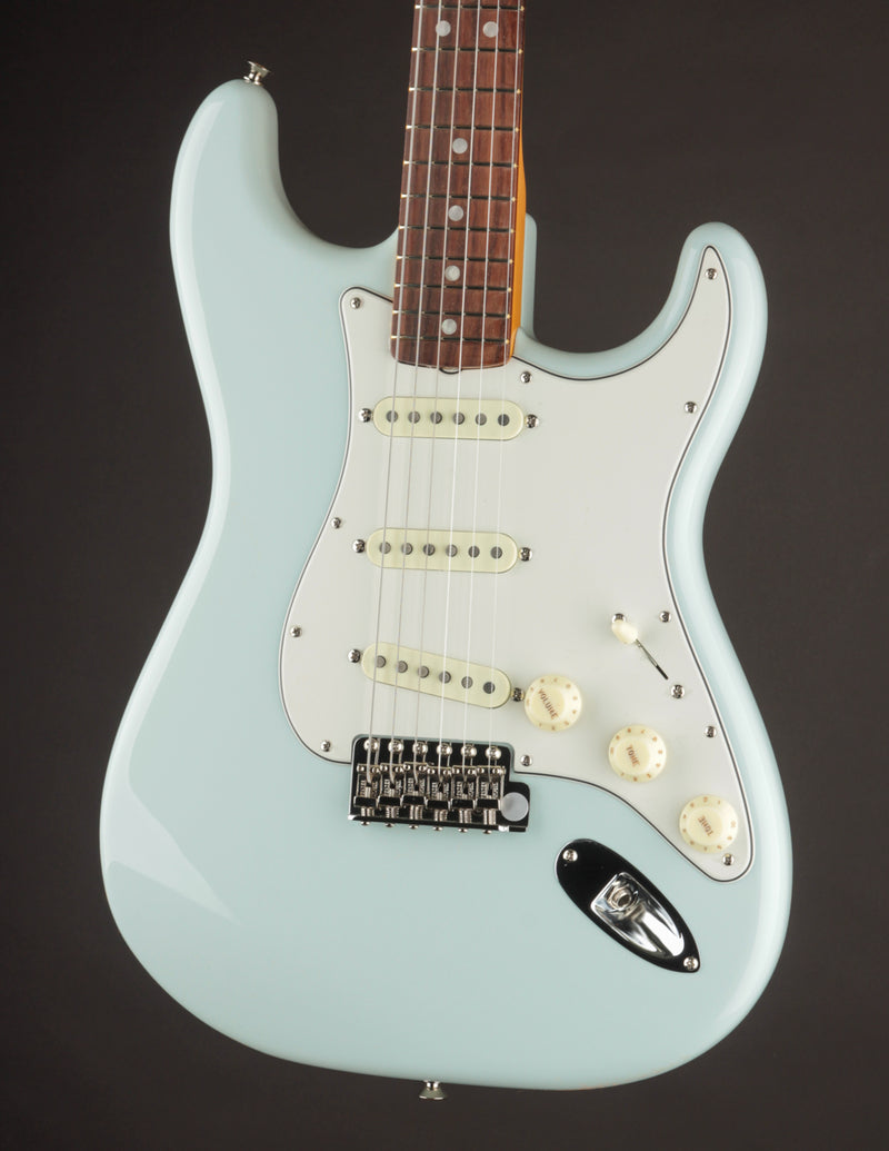 Fender American Vintage II 1965 Stratocaster, Round-Lam Rosewood Fingerboard, Sonic Blue