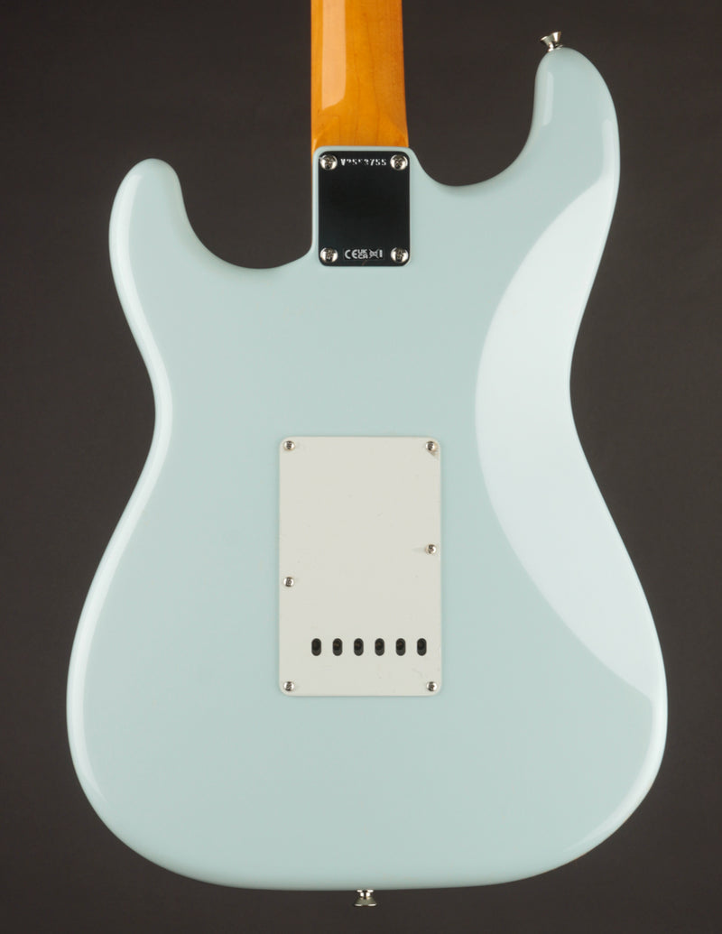 Fender American Vintage II 1965 Stratocaster, Round-Lam Rosewood Fingerboard, Sonic Blue