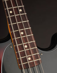 Fender American Professional Classic Mustang Bass 3-Color Sunburst