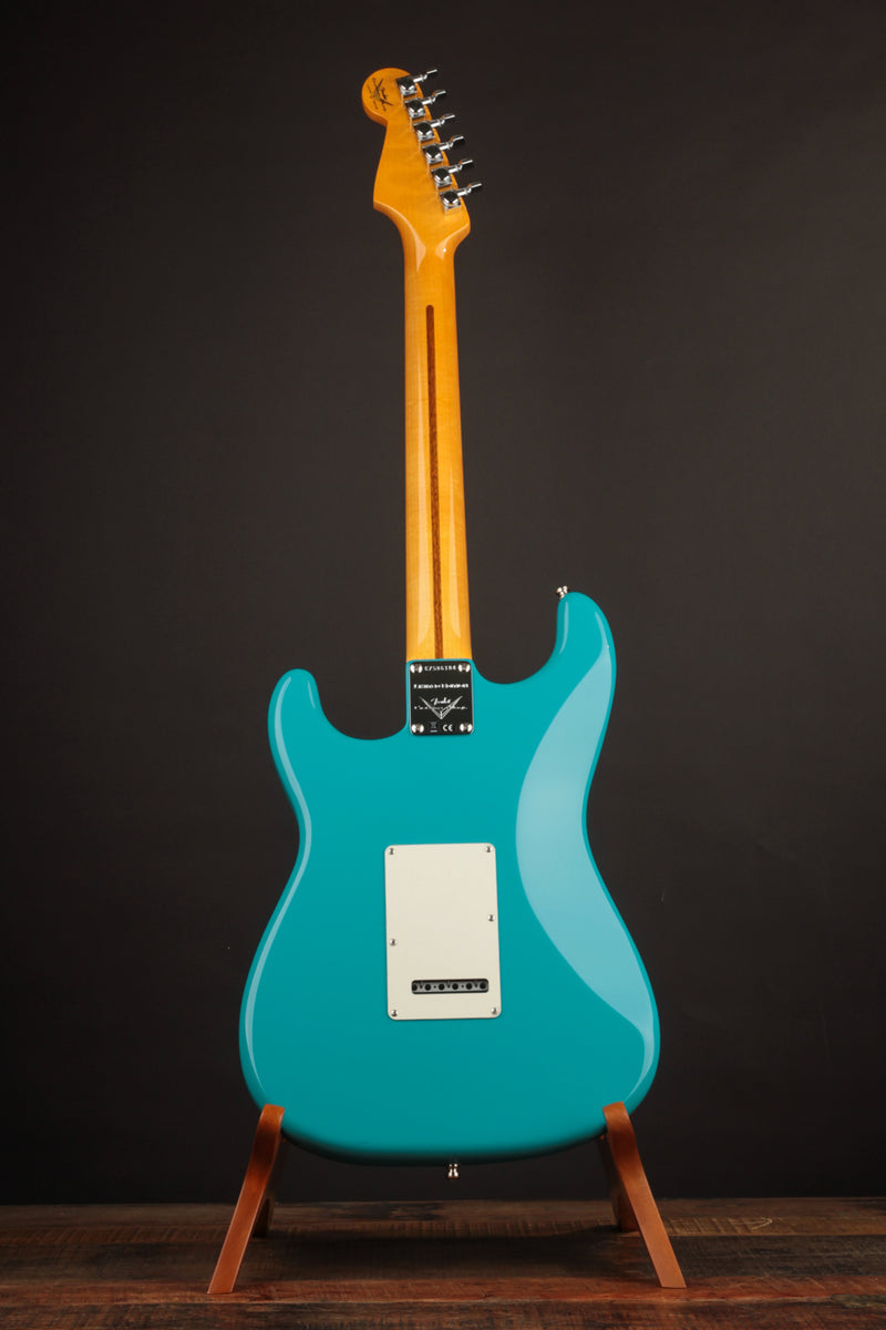 Fender Custom Deluxe Strat LTD NAMM 2025 Taos Turquoise/NOS