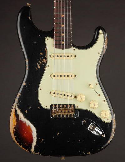 Fender Custom Shop '60 Stratocaster Aged Black/3-Tone Sunburst Heavy Relic body picture.