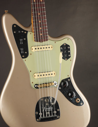 Fender Custom Shop 1964 Jaguar Faded Aged Shorline Gold