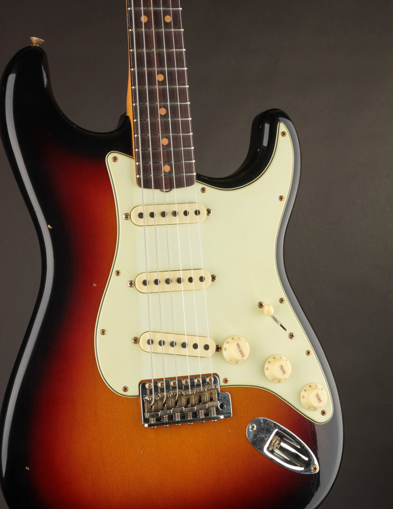 Fender Custom Shop LTD 1964 L-Series Stratocaster Target 3 Tone Sunburst/Journeyman