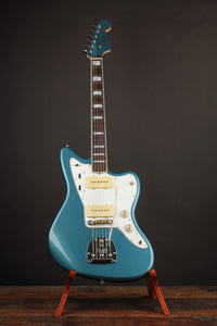 Fender Custom Shop 1967 Jazzmaster Aged Lake Placid Blue/DLX Closet Classic (NOS, 2025)