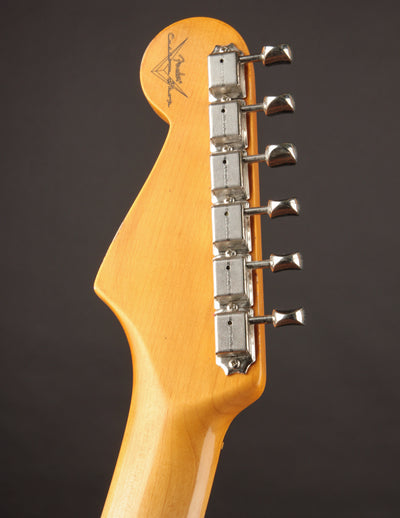 Fender Custom Shop Late 1962 Stratocaster 3-Color Sunburst back of headstock picture