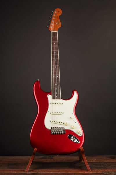 Fender Custom Shop Limited Edition Roasted 1965 Stratocaster Aged Candy Apple Red/DLX Closet Classic