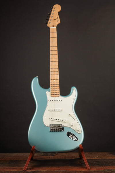 Fender Custom Shop Masterbuilt Levi Perry 1960s Stratocaster 1-Piece 2A Flame Maple Neck Firemist Silver/NOS