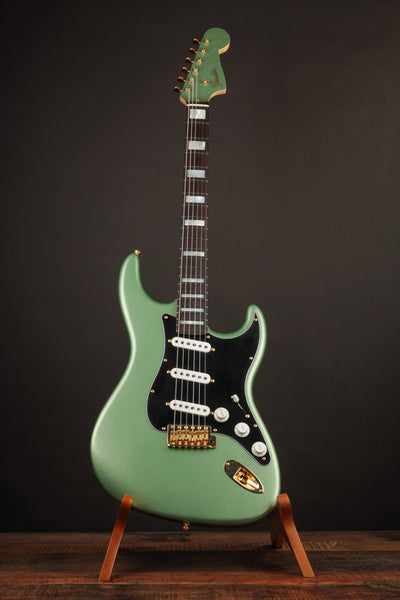Fender Masterbuilt Kyle McMillin Offset Stratocaster Sage Green Metallic/DLX Closet Classic