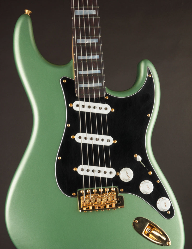 Fender Masterbuilt Kyle McMillin Offset Stratocaster Sage Green Metallic/DLX Closet Classic