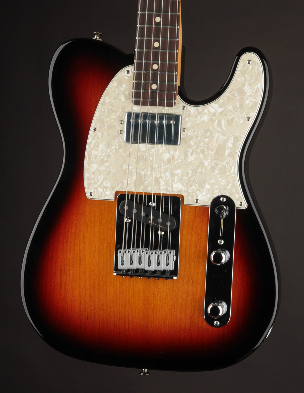 Fender Player II Modified Telecaster SH Sunburst | The Music Fender Player II Modified Telecaster SH Sunburst | The Music