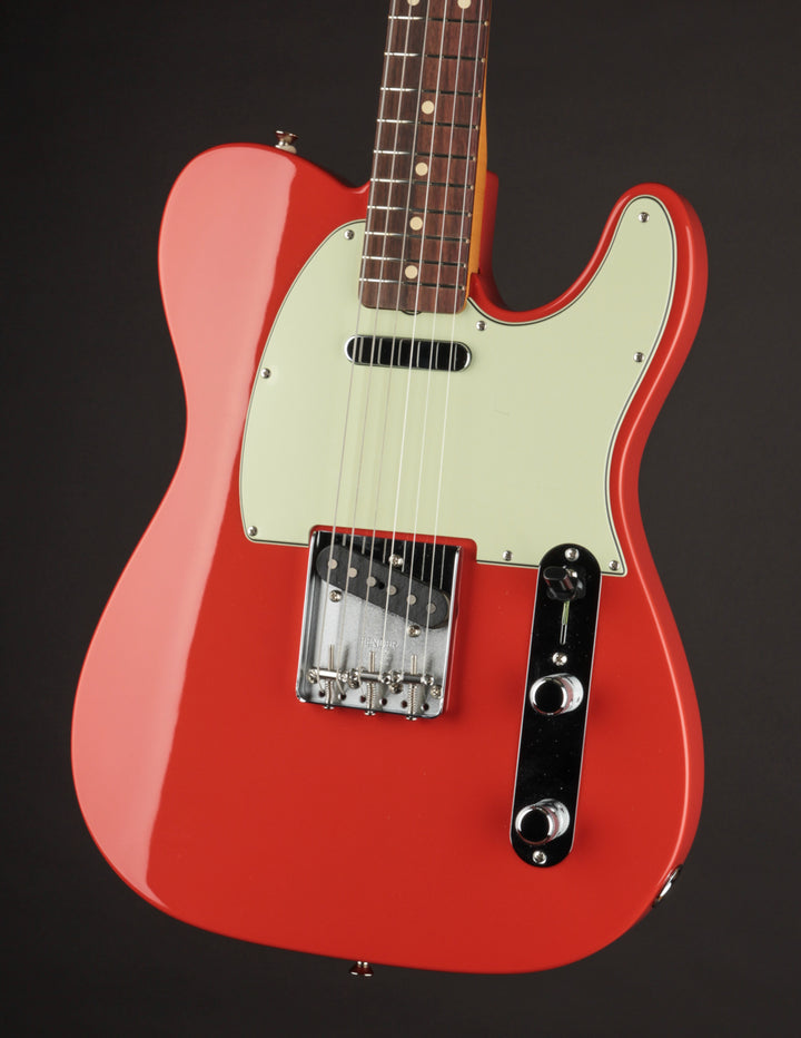 014-9723-340 Fender Vintera 70s Telecaster Custom Pau Ferro