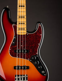 Fender Vintera III Early 70s Jazz Bass 3-Tone Sunburst