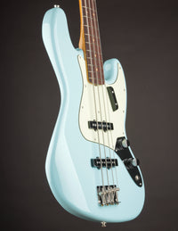 Fender Vintera III Early '60s Jazz Bass Sonic Blue