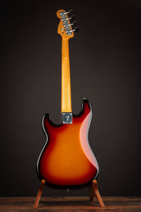Fender Vintera III Late '60s Precision Bass 3-Tone Sunburst