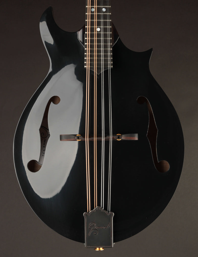 Girouard Two-Point Ensemble Cedar & Maple Black Burst w/Hoffee