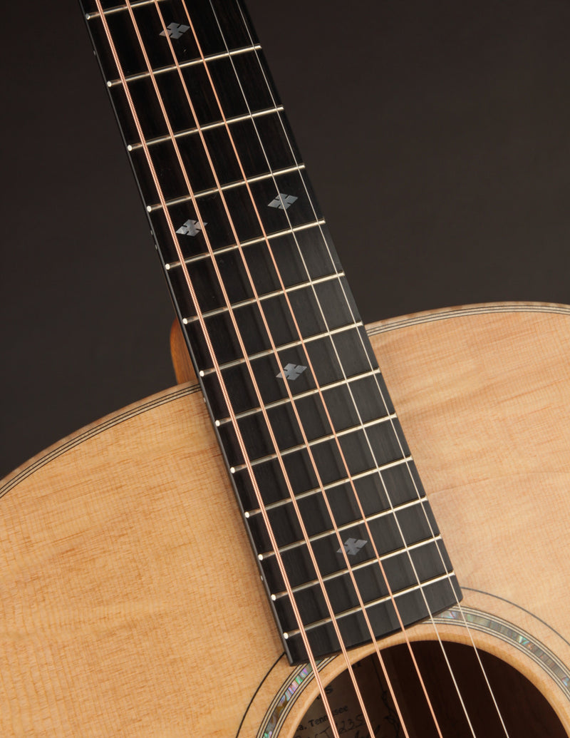 Goodall Concert Jumbo Palo Escrito & Bearclaw Sitka