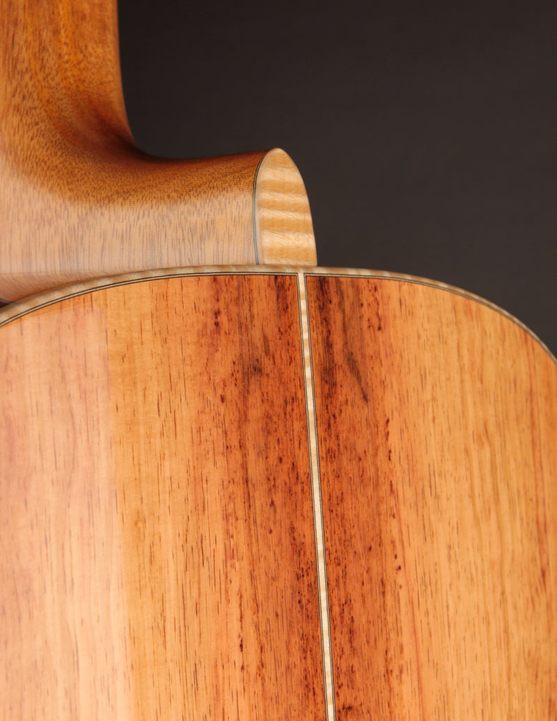 Goodall Concert Jumbo Palo Escrito & Bearclaw Sitka