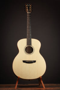 Goodall Concert Jumbo Bearclaw German Spruce & Rosewood