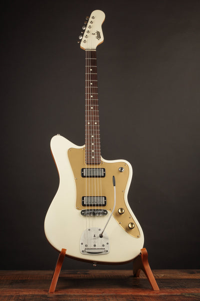 Healy Healer Aged White w/ Mastery Vibrato