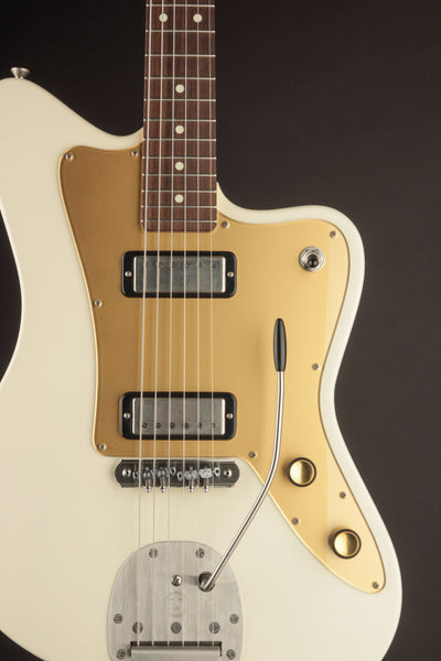 Healy Healer Aged White w/ Mastery Vibrato