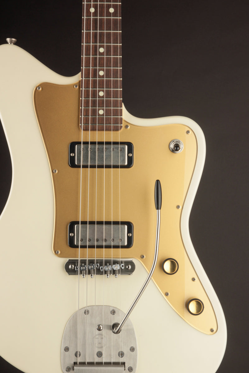 Healy Healer Aged White w/ Mastery Vibrato