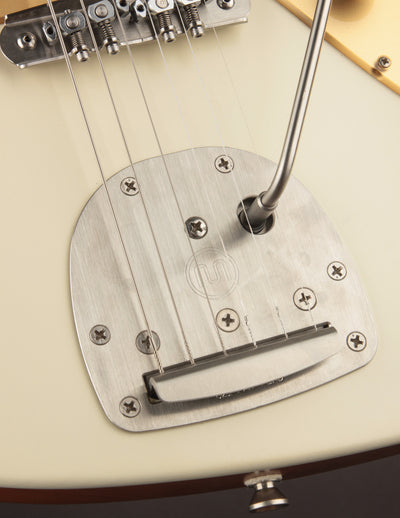 Healy Healer Aged White w/ Mastery Vibrato