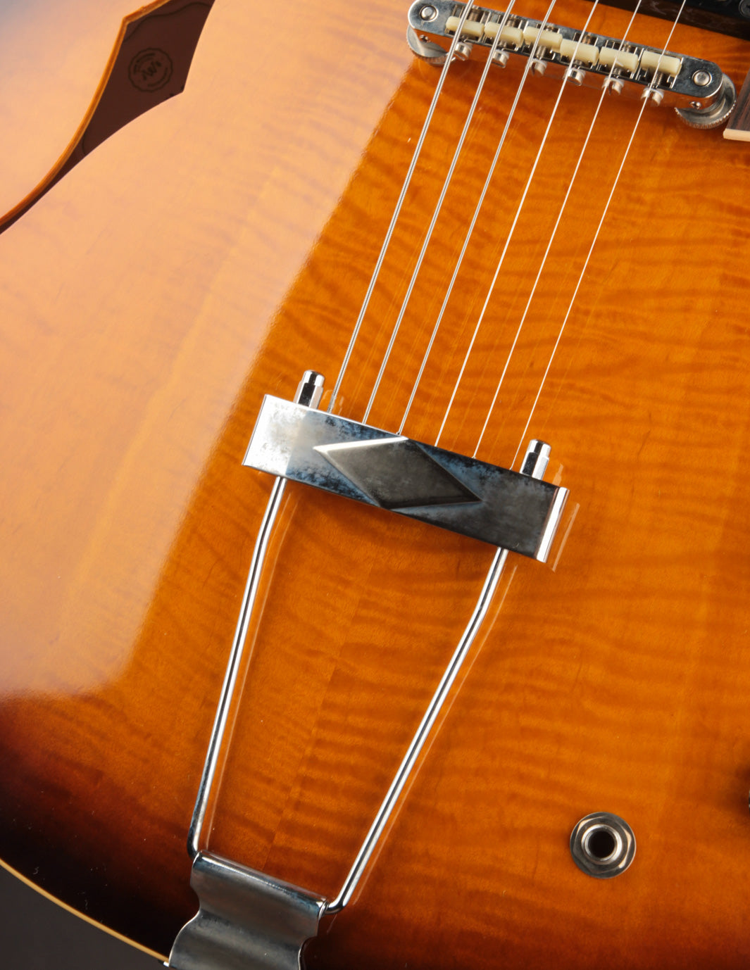 Mockingbird '59 Burst Guitar | The Music Emporium
