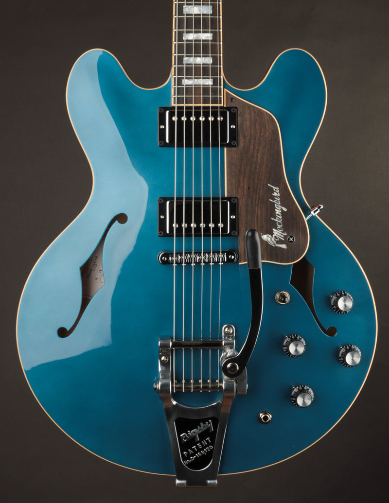 Josh Williams Guitars Mockingbird Pelham Blue / Natural